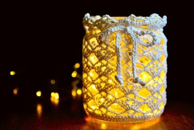 Háčkovaná dekorácia pohára